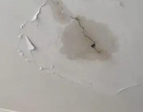 无棣阳台漏水维修公司分享下屋面防水工程质量问题原因分析